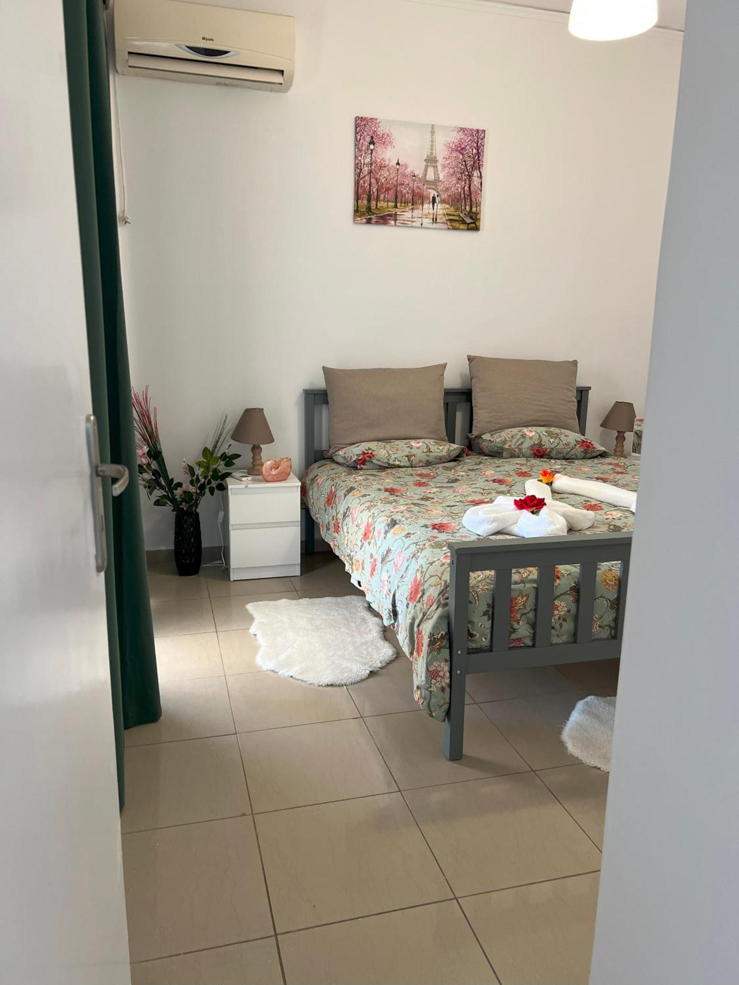 Cozy Near Acropolis *