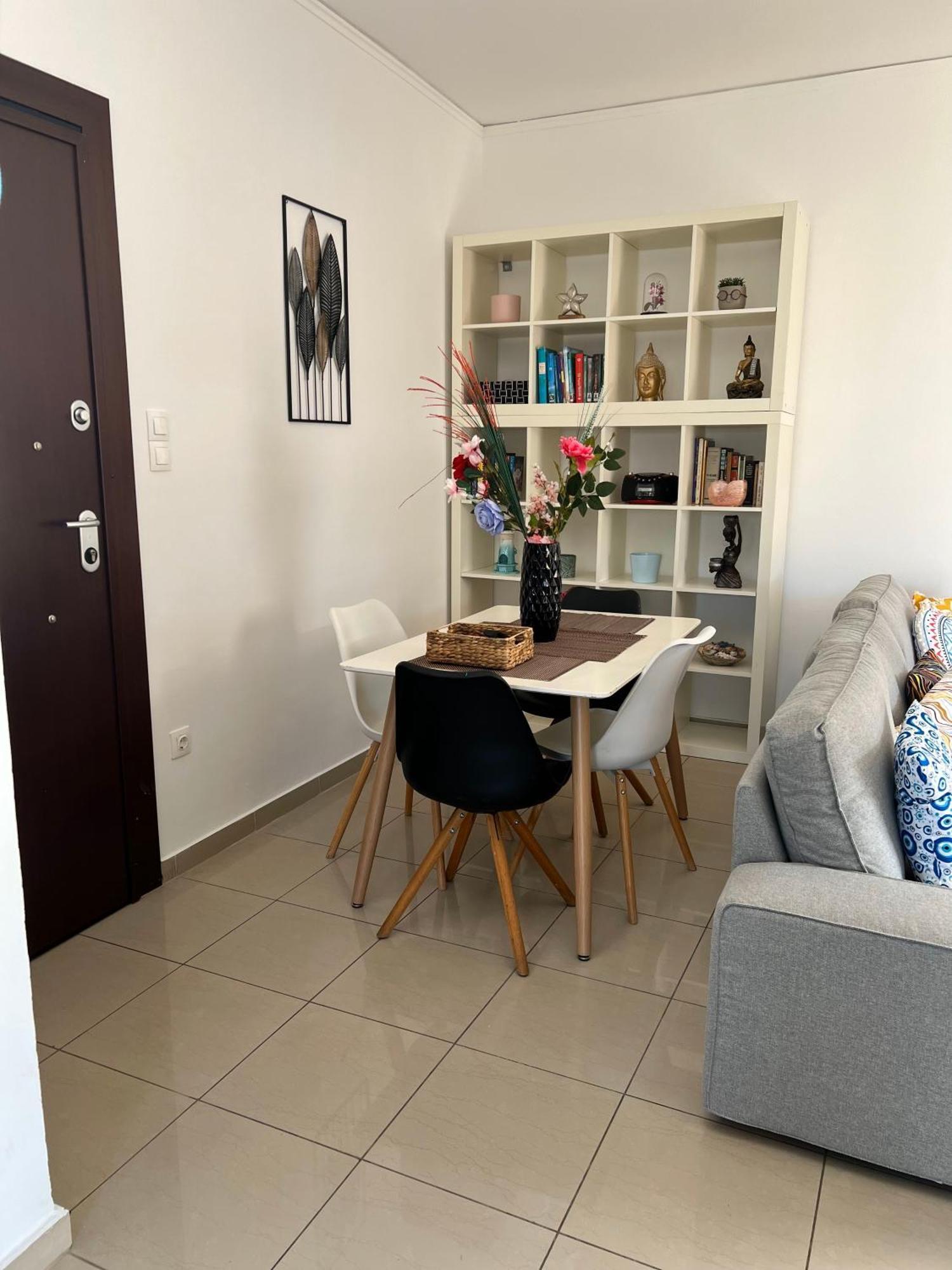 Cozy Near Acropolis *